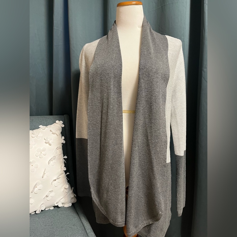 Two tone open cardigan